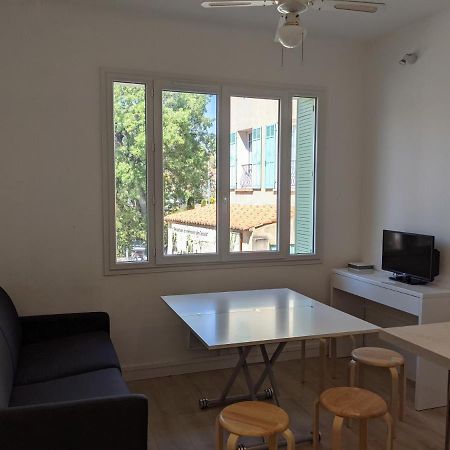 Appartement Au Coeur De Cassis Vue Sur Le Parc Bagian luar foto