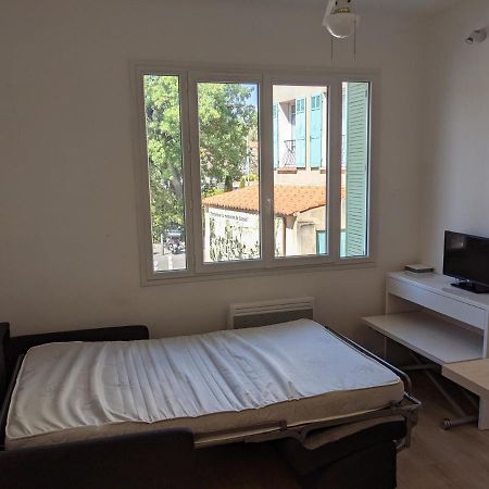 Appartement Au Coeur De Cassis Vue Sur Le Parc Bagian luar foto