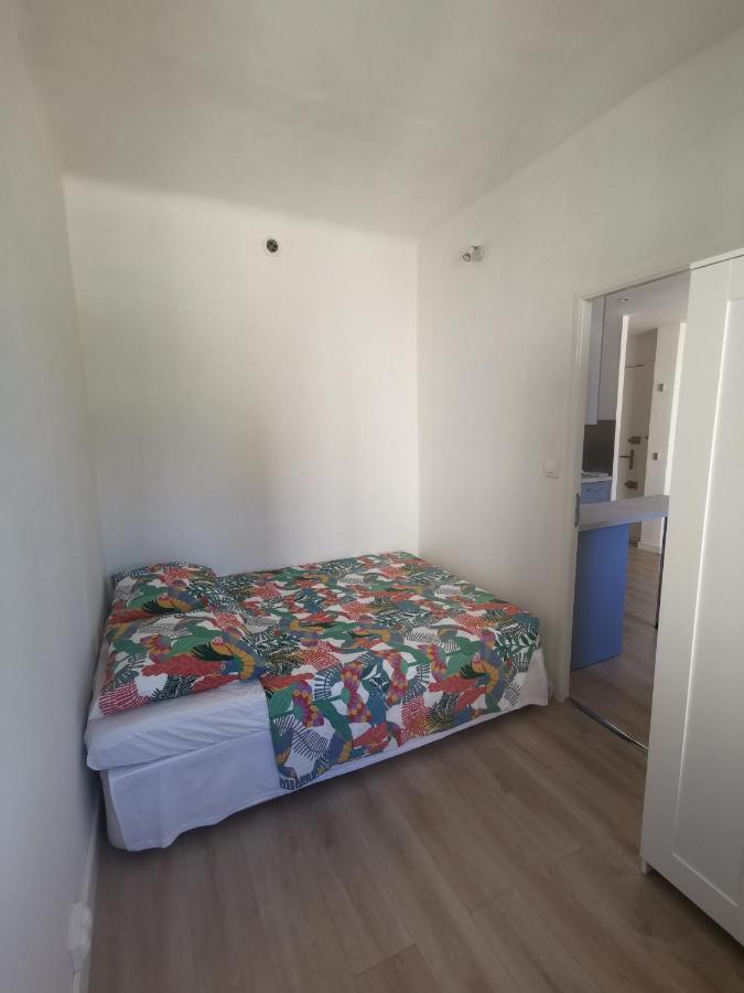 Appartement Au Coeur De Cassis Vue Sur Le Parc Bagian luar foto