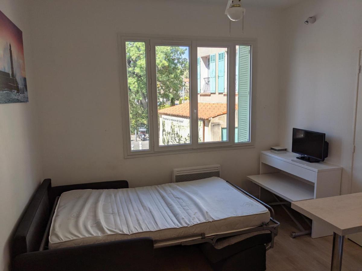 Appartement Au Coeur De Cassis Vue Sur Le Parc Bagian luar foto